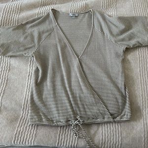 Dolagram Wrap Front Blue and Cream Stripe Shirt Women’s Medium‎